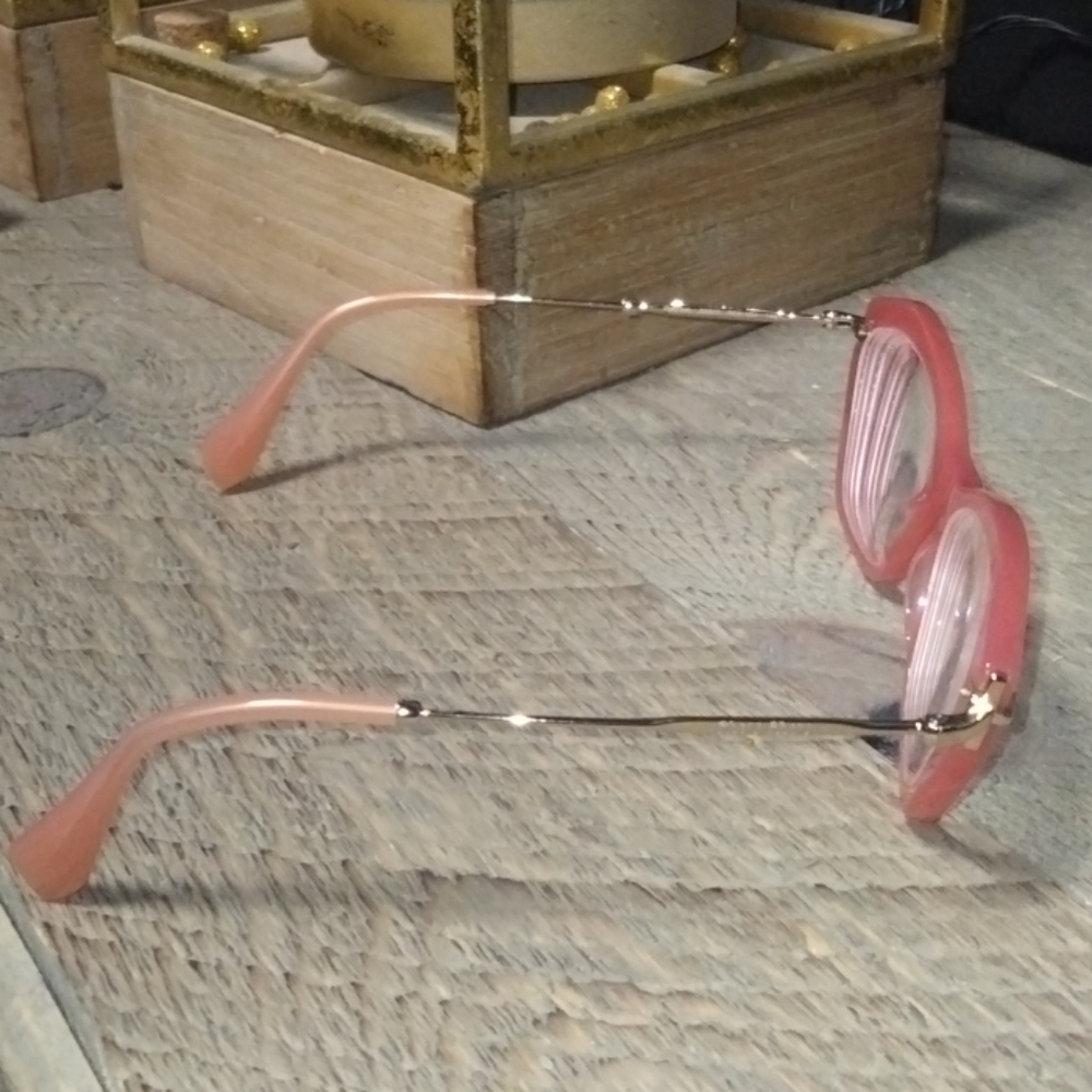 Miu Miu Pink VMU04L perfect condition 👓